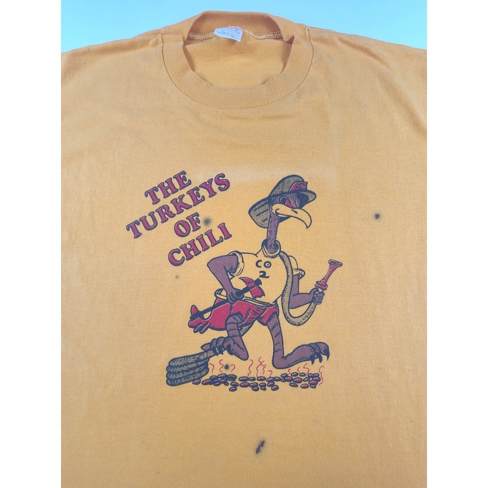 VTG 80s Sportswear The Turkeys of Chili T-Shirt Mens L Mustard Yellow Crewneck